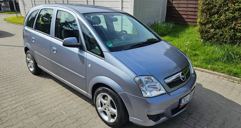 Opel Meriva cena 11900 przebieg: 156000, rok produkcji 2007 z Kołobrzeg małe 37